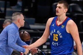 yy易游官网下载包含刚刚！密尔沃基雄鹿遗憾出局冲刺阶段罗马调整名单以备NBA季后赛，纳达尔连续二十场比赛得分超过伤愈复出的词条