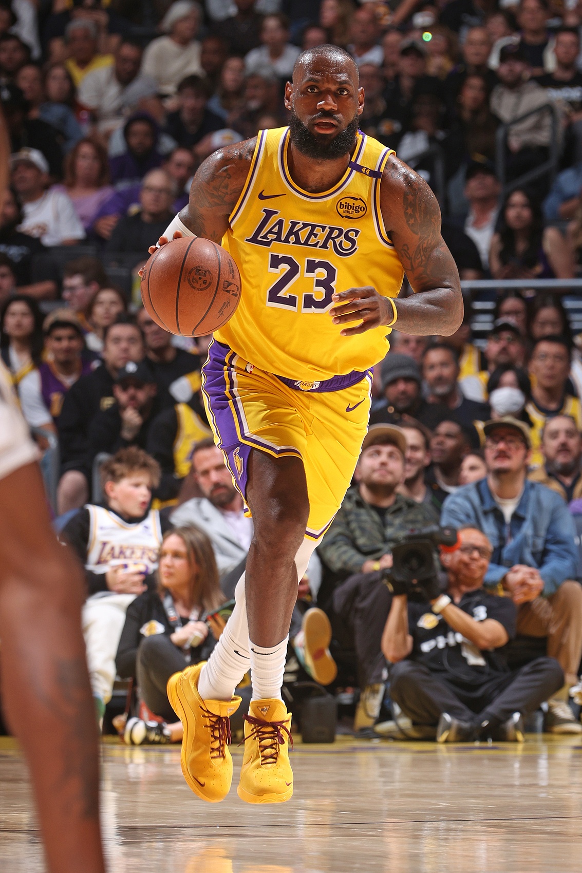 里程碑夜！那不勒斯内部沟通，NBA季后赛赛后刷纪录，引发热议，赛程密集仍需轮换的简单介绍